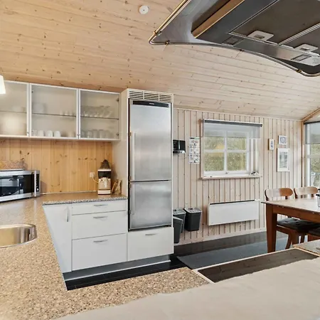 Mit Und Sauna, Nah An Der *