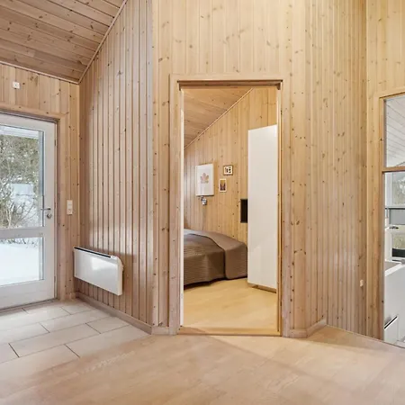Feriehus With And Sauna Close To Nature Knebel