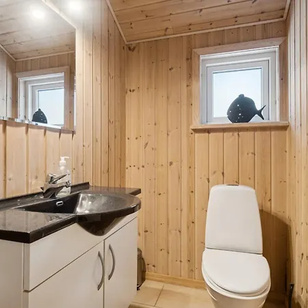 With And Sauna Close To Nature Feriehus *