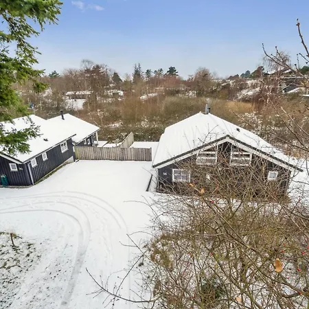 Holiday home With And Sauna Close To Nature Knebel